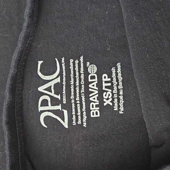 Black Tupac Graphic T-Shirt.  Size Women Xs - Picture 10 of 10